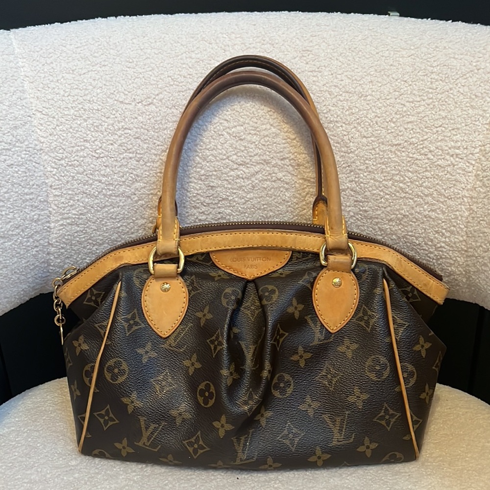Louis Vuitton Tivoli PM Monogram Canvas AR4038 Authentic